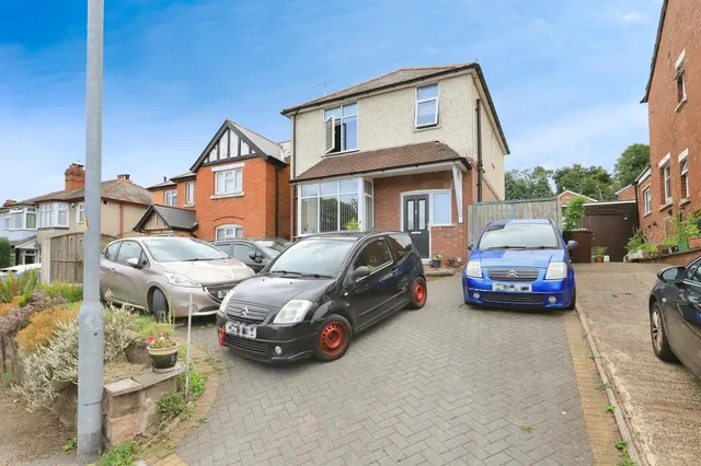 Stourbridge Road, KIDDERMINSTER, photo 1