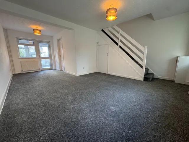 Sedgebrook, Liden, SN3, photo 2