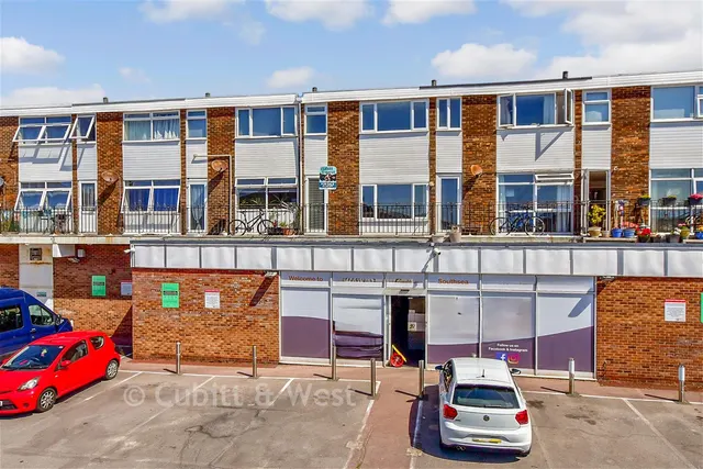 Highland Road, Southsea, PO4, photo 1