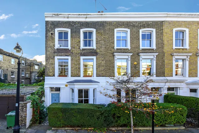 London, SW8, photo 1