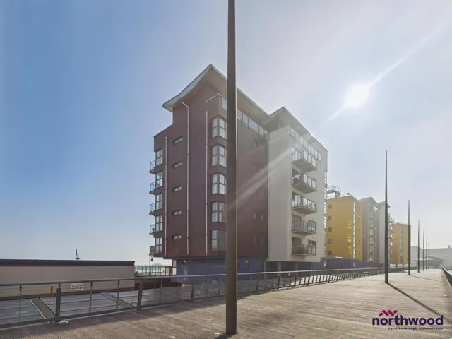 Midway Quay, Sovereign Harbour North, BN23, photo 2