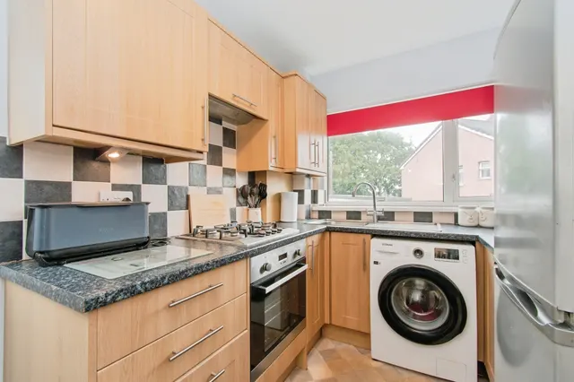 Photo 2 — Wellington Place, Knottingley