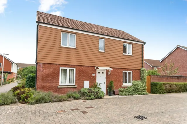Hood Drive, Exeter, photo 1