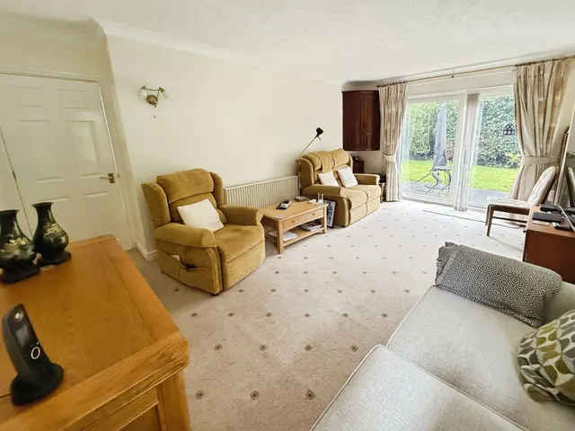 Glenbourne Park, Stockport, photo 3