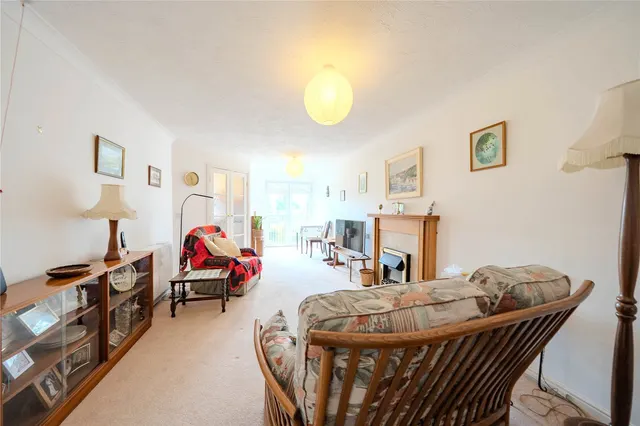 St Edmunds Court, Leeds, LS8, photo 2