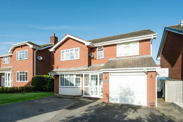 Mallard Close, Aughton, L39, photo 1