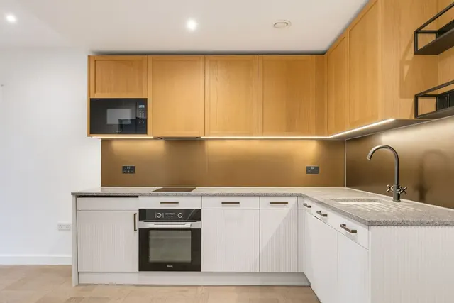 Merino Gardens, London, E1W, photo 2
