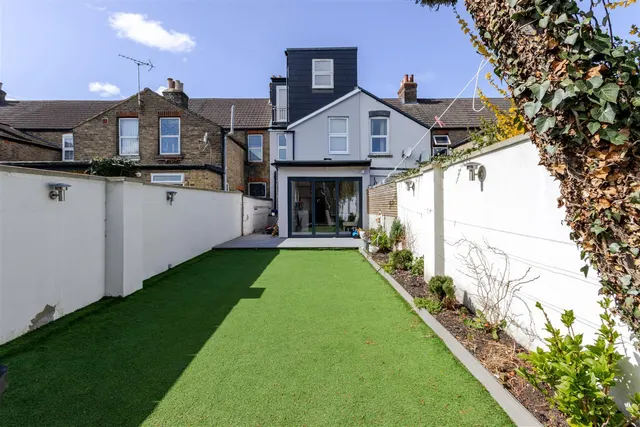 Mill Avenue, Uxbridge, photo 1