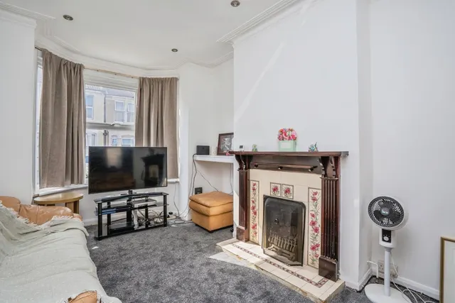 Bosham Road, Portsmouth, PO2, photo 2