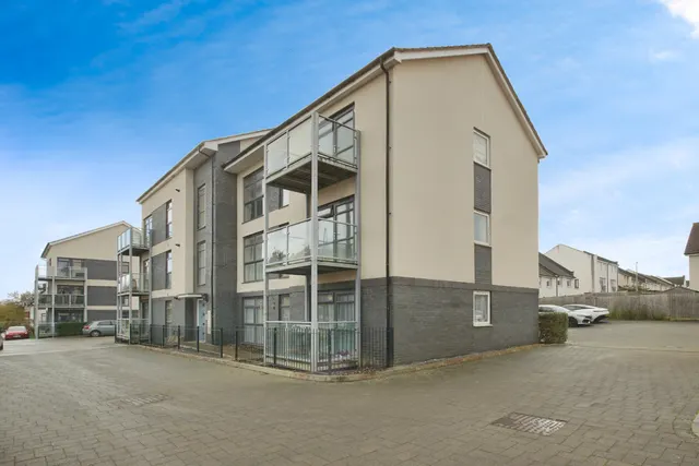 Wood Street, Patchway, Bristol, BS34, photo 1