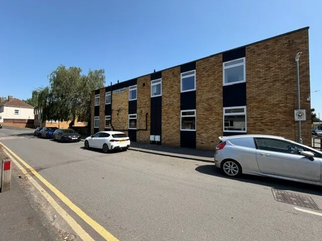 Larkfield Road, Larkfield, photo 1