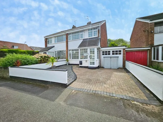 Rainbow Drive, Liverpool, L31, photo 1