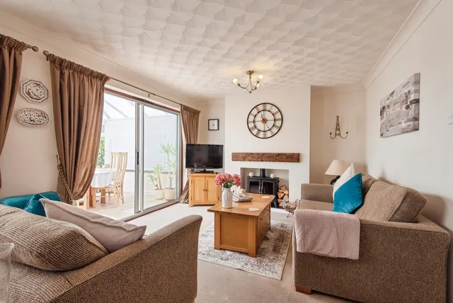Photo 3 — Holwell Road, Holwell, Hitchin, Hertfordshire, SG5