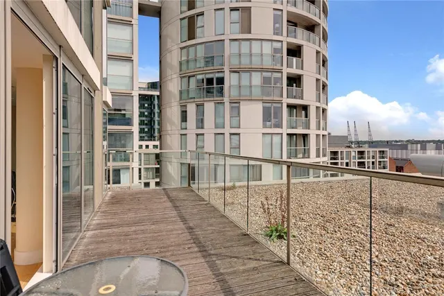 Denison House, London, photo 2