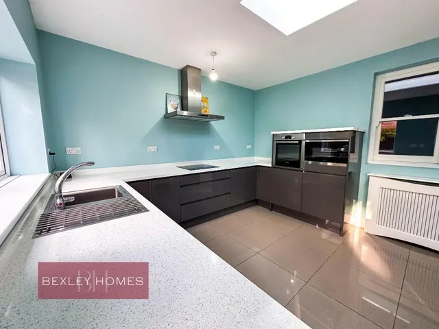 Darnley Road, Gravesend, DA11, photo 1