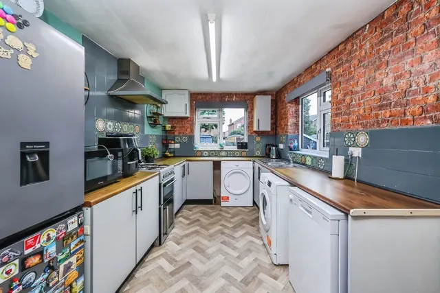Rockwood Crescent, Hucknall, NG15, photo 3