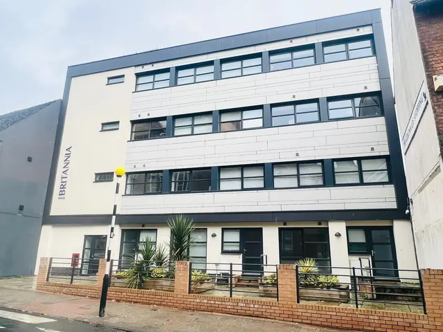 Britannia House, Stafford, ST16 2NS, photo 1