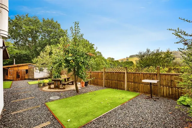 Bryn Steffan, Lampeter, SA48, photo 3