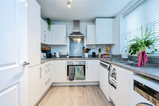 Photo 3 — Furrow Close, Wilstead, Bedford, Bedfordshire, MK45