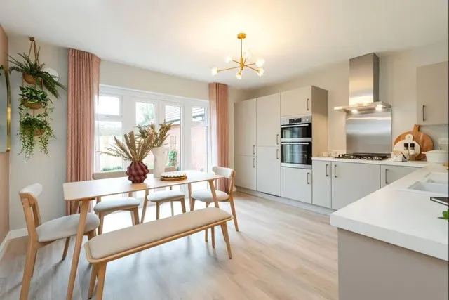 Redwood Avenue, Basingstoke, RG23, photo 2