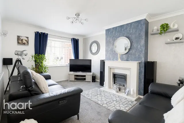 Bethal Gardens, Nottingham, NG15, photo 2