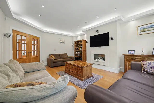 Marlborough Place, Lutterworth, LE17, photo 3