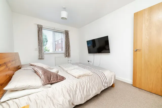 Admiral Drive, Stevenage, SG1, photo 3