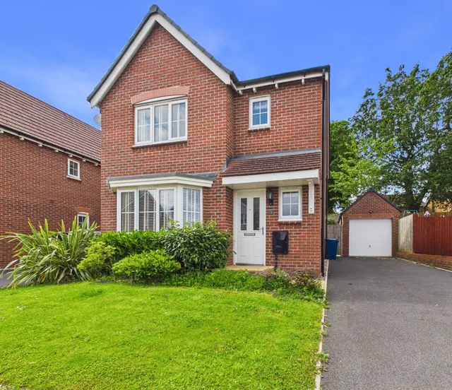 Wheelwright Drive, Eccleshall, ST21, photo 1