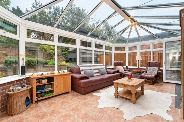 Knowles Wood Drive, Chorley, PR7, photo 3