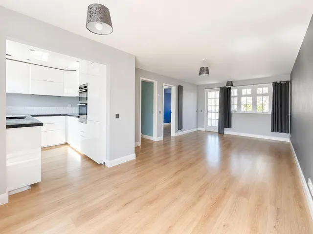 Hartland Drive, Derby, DE23, photo 3