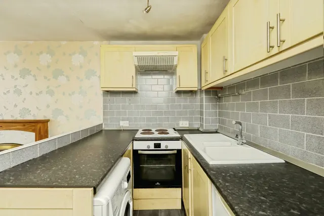 Photo 3 — Wostenholm Road, SHEFFIELD, South Yorkshire, S7