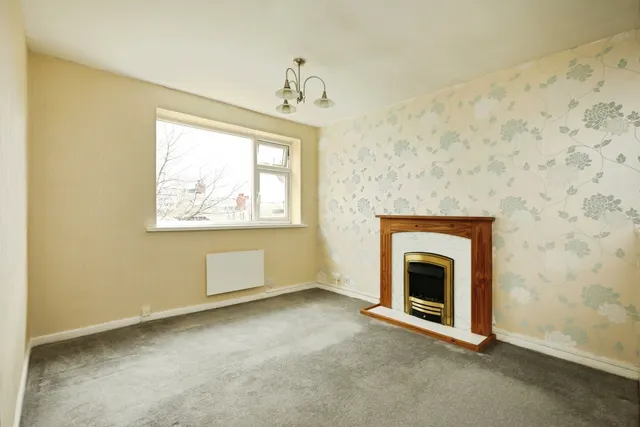 Photo 2 — Wostenholm Road, SHEFFIELD, South Yorkshire, S7