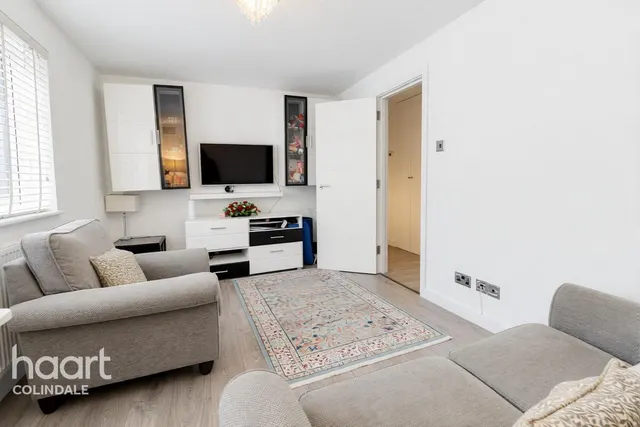 Booth Road, NW9, photo 3