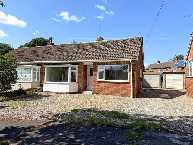 The Close, Little Weighton, photo 1