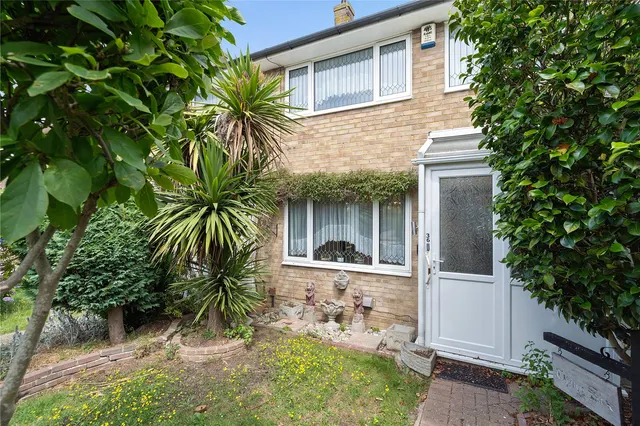 Challenge Close, Gravesend, Kent, DA12, photo 1