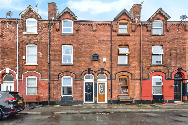 Nile Street, Ashton-under-Lyne, OL7, photo 1