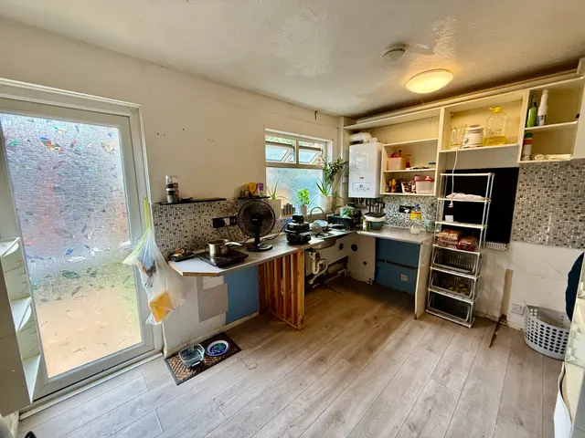 Photo 3 — Compton Close Pavilion Way, Edgware, HA8