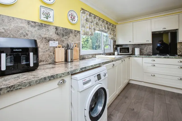 Mill Lane, Old Tupton, S42, photo 3