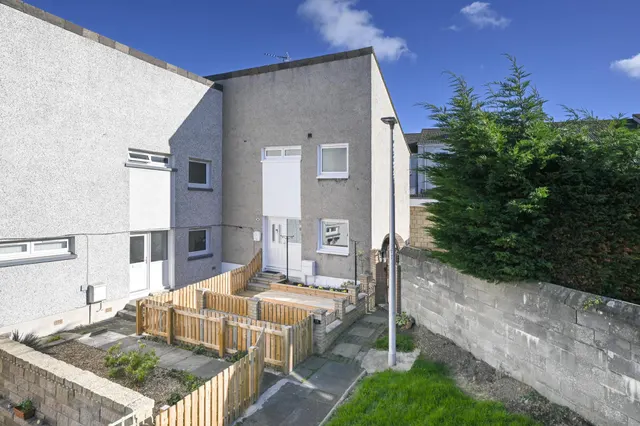 3 bedroom house, Whitehill Grove, Dalkeith, EH22