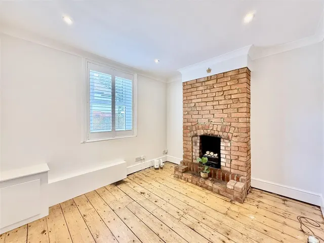 Quarry Road, Swindon, photo 2