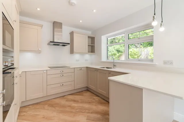 Photo 2 — 20B Bushmead Drive, Ashley Heath, Ringwood, BH24 2HU