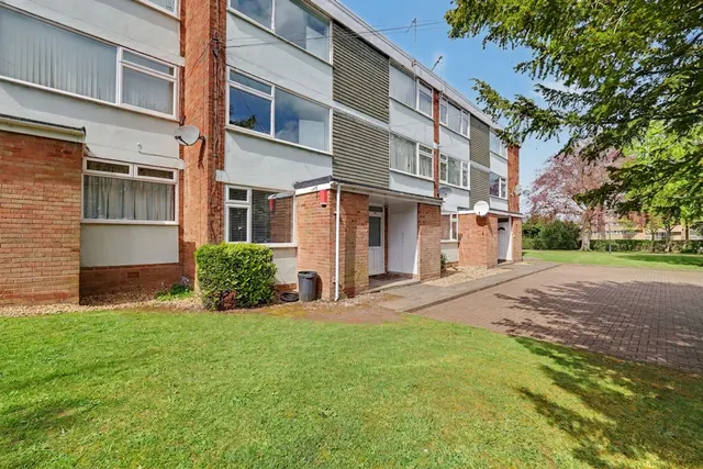 Stonehouse Lane, Coventry, CV3, photo 1