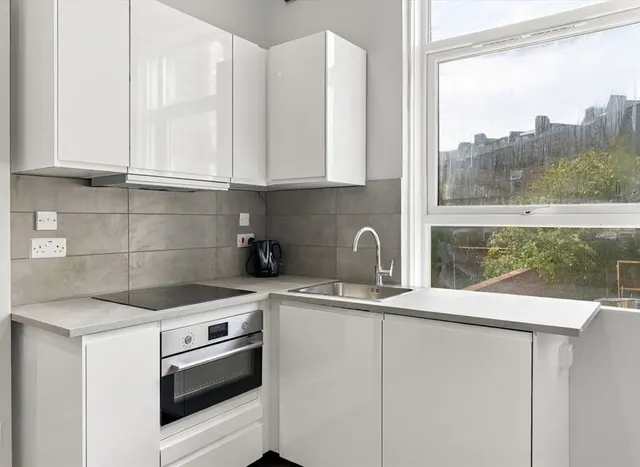 Warwick Road, Earls Court, SW5, photo 3