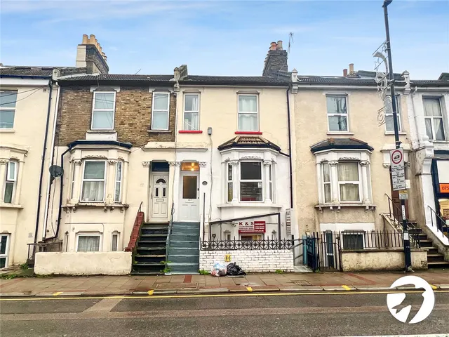 Plumstead High Street, Plumstead, SE18, photo 1
