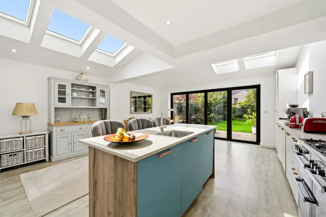 Amity Grove, West Wimbledon, SW20, photo 2