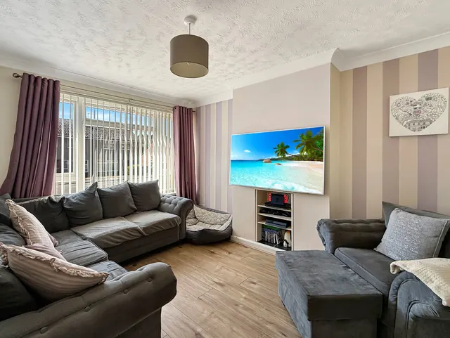Photo 3 — Beechwood Road, Dawley, Telford, TF4