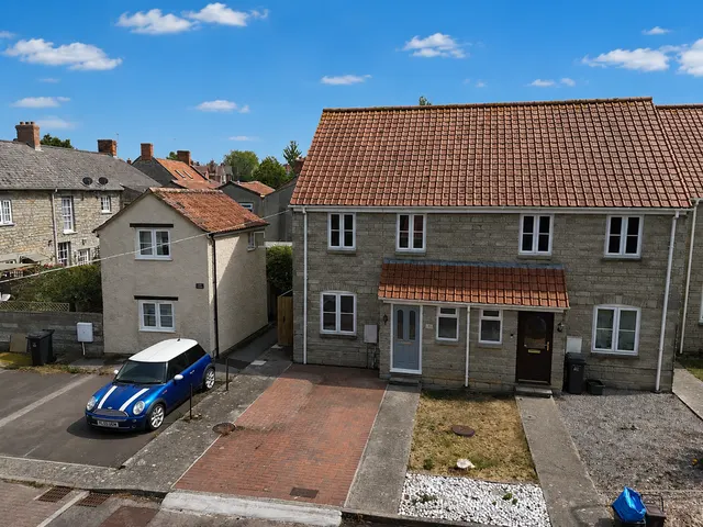 Wessex Close, Street, photo 2