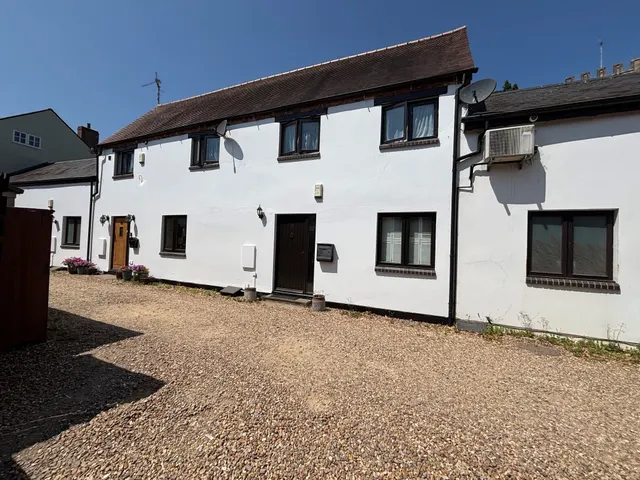 White Horse Yard, Stony Stratford, Milton Keynes, photo 1