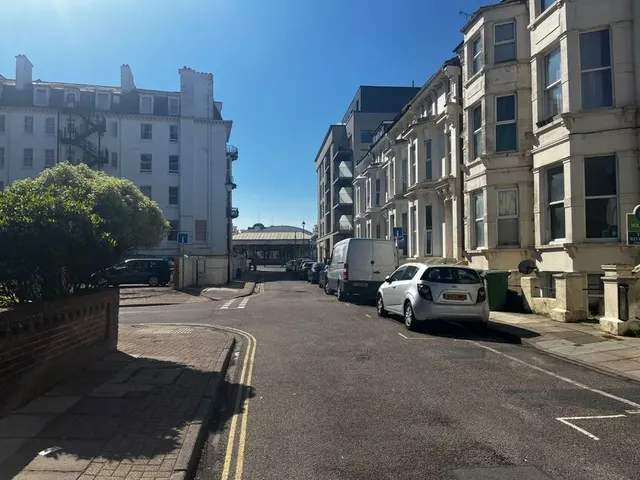 Photo 3 — Alhambra Road, Southsea, Hampshire, PO4
