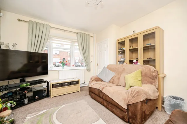 Clifford Road, West Bromwich, B70, photo 3